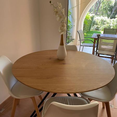 2 Pieces Saint Raphael Renove, Classe 4 Etoiles, 100 M Plages, Piscine, Tennis, Parc, Terrasse, Jardin Privatif Eksteriør billede